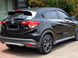 Honda Hrv E Mugen CVT AT 2016 Hitam (DP Murah) 5