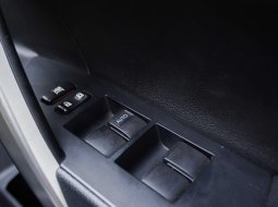 Toyota Corolla Altis V 1.8 AT 2017 / TDP 15 Juta 19