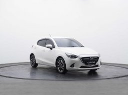 Promo Mazda 2 R SKYACTIVE 2015 murah ANGSURAN RINGAN HUB RIZKY 081294633578