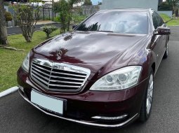 S-Class S 350 L 2011 Burgundy On Brown Edition RSE 2 TV Km 80rb Originil Rare Item Perfect Condition