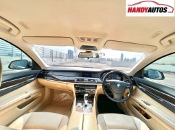 BMW 730li Tahun 2010 Automatic Hitam Metalik 3