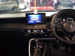 Honda HRV SE A/T ( Matic ) 2022  Hitam Mulus Siap Pakai Good Condition 4