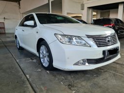 Toyota Camry V 2.5 AT ( Matic ) 2014 Putih Km 129rban Siap Pakai 2