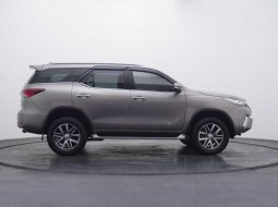 Toyota Fortuner 2.4 VRZ AT 2017 21