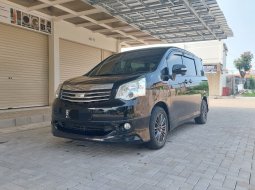 TOYOTA NAV1 2.0 V AT 2013 HITAM ISTIMEWA TERAWAT