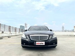 Mercedes Benz E250 CGI Tahun 2009 Matic Hitam 5