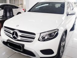 GLC 250 Awd 4MATIC Km 34 rb Rawatan Benz Resmi Dari BaruPlat D GENAP Pajak JULI 2023 Unit Di BANDUNG