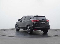 Honda HR-V 1.5L E CVT Special Edition
DP 10 PERSEN/CICILAN 6 JUTAAN 4