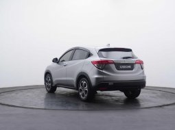 Honda HR-V 1.5L E CVT 2019 
DP 10 PERSEN/CICILAN 6 JUTAAN 4