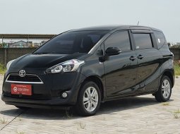 Toyota Sienta G MT 2017 MPV  2