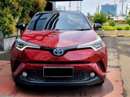Lokasi jakarta Toyota C-HR 1.8 L HV CVT 2019 Merah km16rban cash kredit proses bisa dibantu 2