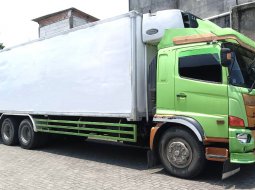 MURAH FL260JW Hino tronton 6x2 FL 260 JW Box freezer frozen 2019
