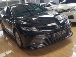 Toyota Camry 2.5 V 2019