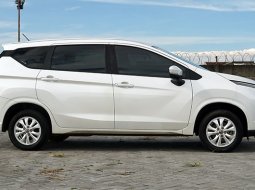 Nissan Livina EL MT 2019 MPV Putih Metalik 4