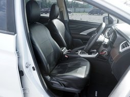 Nissan Livina EL MT 2019 MPV Putih Metalik 5