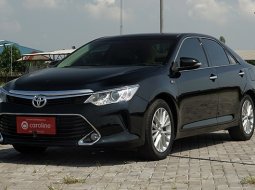 Toyota Camry 2.5 V 2018 Sedan Hitam Metalik