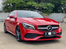 Mercedes-Benz CLA 200 AMG Line 2018 Merah 2