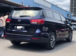 KIA GRAND SEDONA ULTIMATE AT BIRU 2017 PROMO MURAH!! 6