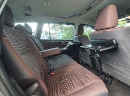 Lokasi jakarta Toyota Kijang Innova V 2021 Abu-abu matic km 13rb dp 75 jt saja 7