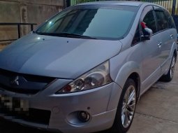 Mitsubishi Grandis GT 2.4 CC NIK 2008 6