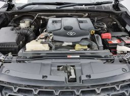 Toyota Fortuner 2.4 VRZ AT 2018 8