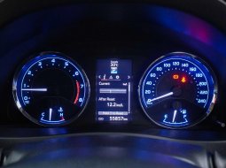 Toyota Corolla Altis V 2017 7
