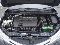 Toyota Corolla Altis V 2017 Hitam 9