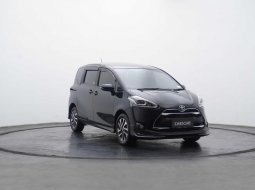 Toyota Sienta Q 2017