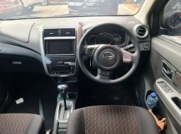 Daihatsu Ayla R 2022 Hatchback 4
