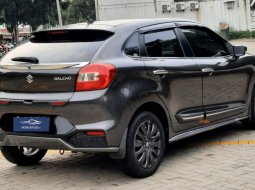 Suzuki Baleno 1.4 GL Hatchback AT 2018 Abu Abu Dp 18,9 Jt No Pol Ganjil 2