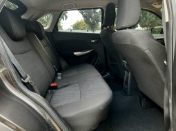Suzuki Baleno 1.4 GL Hatchback AT 2018 Abu Abu Dp 18,9 Jt No Pol Ganjil 13