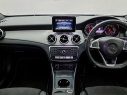 Mercedes-Benz GLA 200 AMG Line 2018 PROMO AKHIR BULAN UNTUK PEMBELIAN CASH DAN KREDIT DP 57 JUTAAN 5
