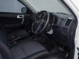 2015 Daihatsu TERIOS R 1.5 17