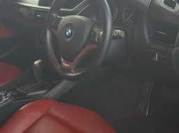 BMW X1 Sdrive 18i Sport Edition White On Red A/T ( Matic ) 2015 Putih Km 49rban 5
