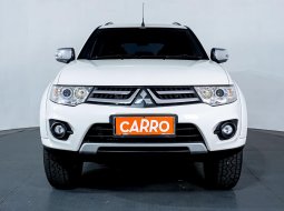 Mitsubishi Pajero Sport 2.5 Exceed 4x2 AT 2015 Putih 2