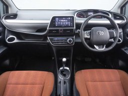 Promo Toyota Sienta V 2017 murah 5