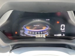 Toyota Veloz 1.5 Q TSS A/T 2022 Putih 9