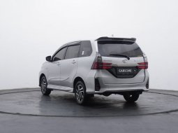 Toyota Avanza Veloz 4