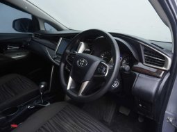 Toyota Kijang Innova V MATIC 2021 8