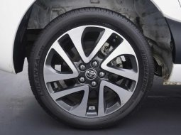  2021 Toyota SIENTA V 1.5 21