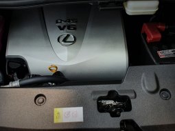New Lexus LM350 4seater Exclusive VIP 4x2 AT 2023 Hitam 10