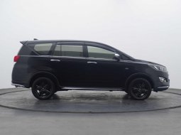 Toyota Kijang Innova V A/T Gasoline 2018 Hitam GARANSI 1 TAHUN UNTUK MESIN TRANSMISI DAN AC 2