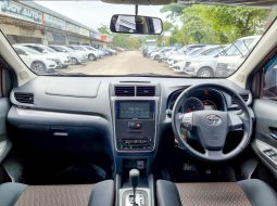 Toyota Veloz 1.5 A/T 2021 Hitam Istimewa Terawat 8