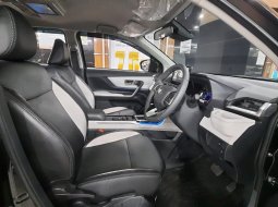 Toyota Veloz 1.5 A/T Q TSS KM 14RB mobil bekas rasa baru 14
