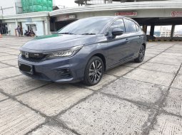 Honda City Hatchback New  City RS Hatchback CVT 2022 Abu-abu 4