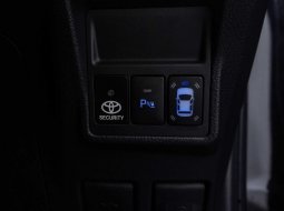  2016 Toyota KIJANG INNOVA Q-N140 2.0 11