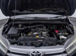  2016 Toyota KIJANG INNOVA Q-N140 2.0 19