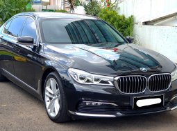 BMW 7 Series 730Li 2018 hitam 19rban mls sunroof cash kredit proses bisa dibantu