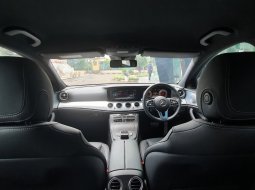 Mercedes-Benz E-Class E 300 SportStyle Avantgarde Line 2019 km 1 ribuan abu cash kredit proses bisa 11