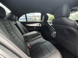 Mercedes-Benz E-Class E 300 SportStyle Avantgarde Line 2019 km 1 ribuan abu cash kredit proses bisa 12